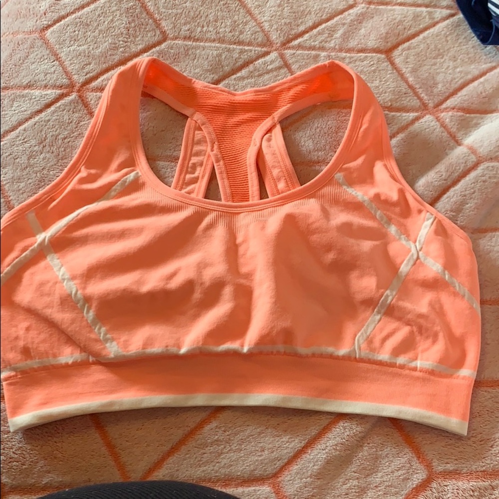 Sports bra ONLY WORN ONCE